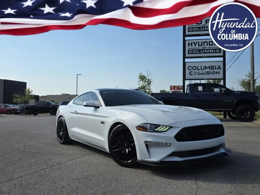 2019 Ford Mustang GT Premium photo 1