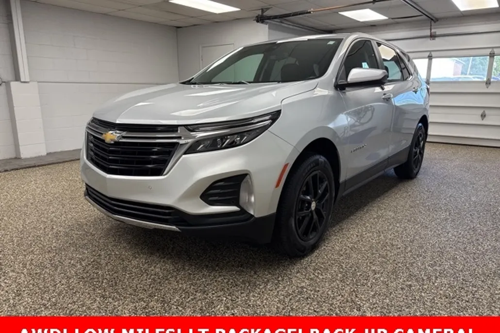 2022 Chevrolet Equinox LT photo 1
