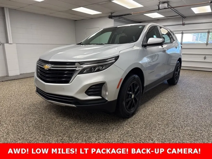 2022 Chevrolet Equinox LT photo 1