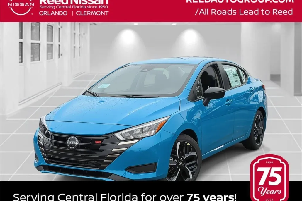 2025 Nissan Versa SR photo 1