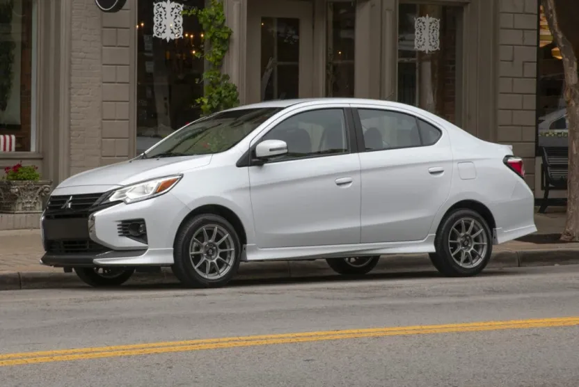 2024 Mitsubishi Mirage G4 Black Edition photo 1