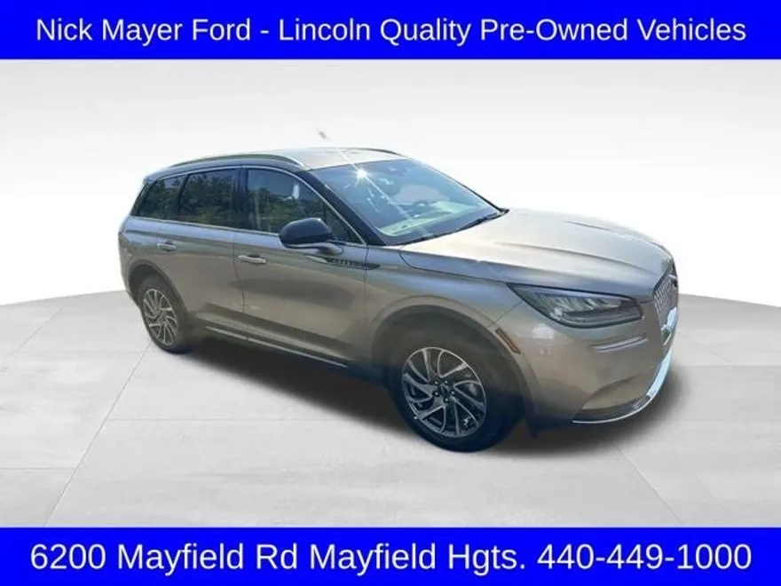 2021 Lincoln Corsair Standard photo 1