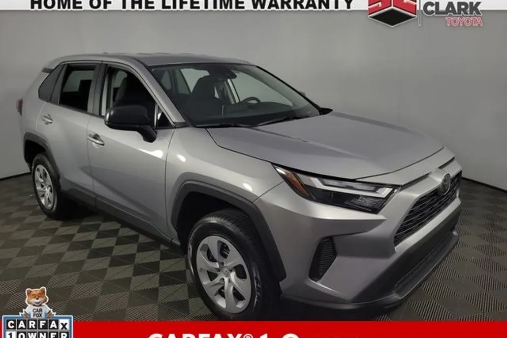 2024 Toyota RAV4 LE Sport photo 1