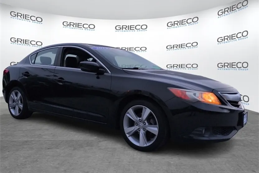 2013 Acura ILX 2.0L Technology photo 1