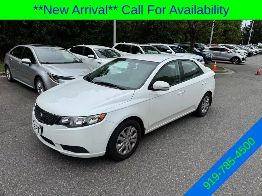2013 Kia Forte EX photo 1