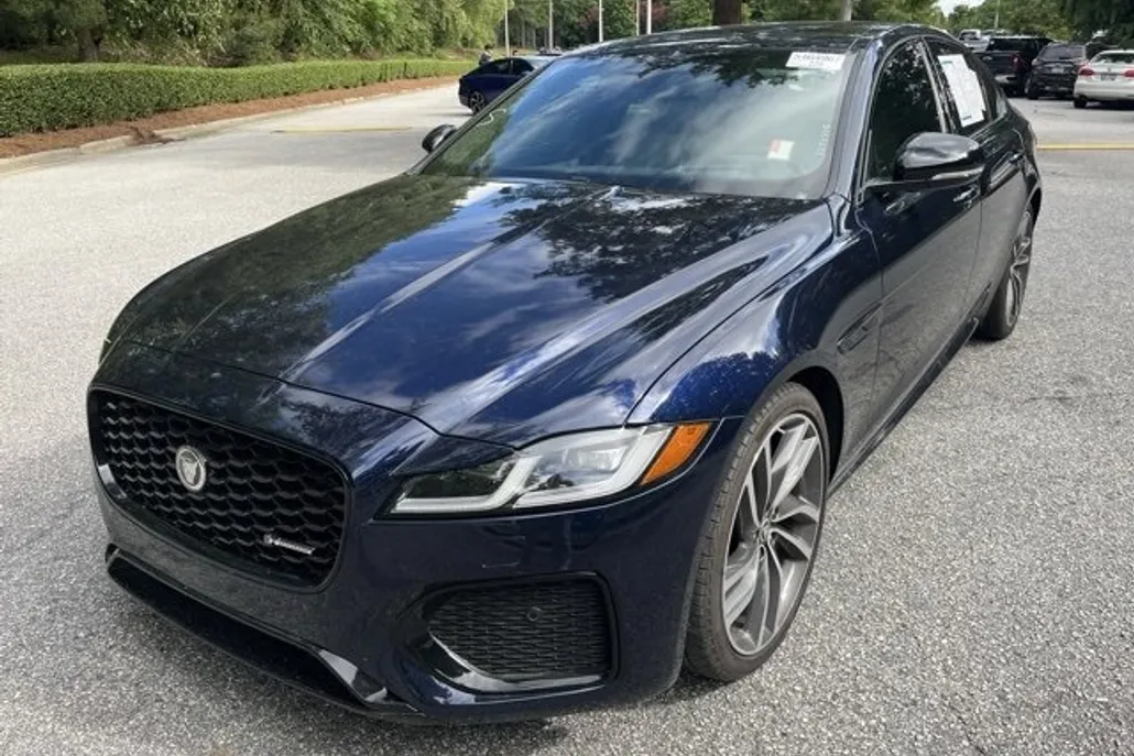 2024 Jaguar XF P300 R-Dynamic SE photo 1
