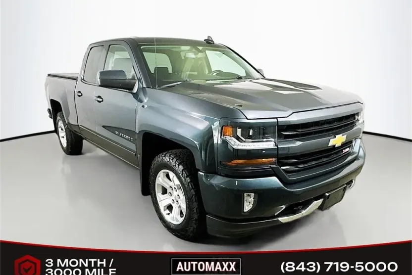 2018 Chevrolet Silverado 1500 LT photo 1