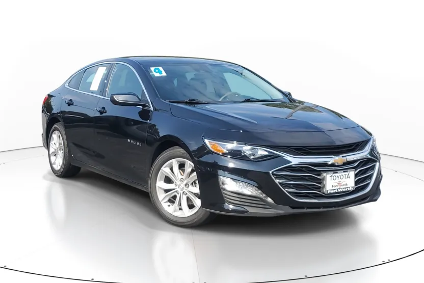2024 Chevrolet Malibu 1LT photo 1