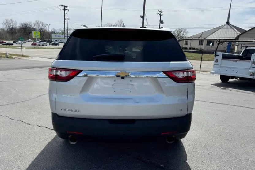 2021 Chevrolet Traverse Cloth photo 1