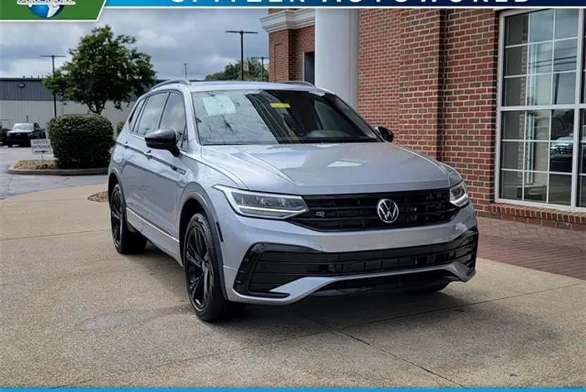 2023 Volkswagen Tiguan SE R-Line Black photo 1