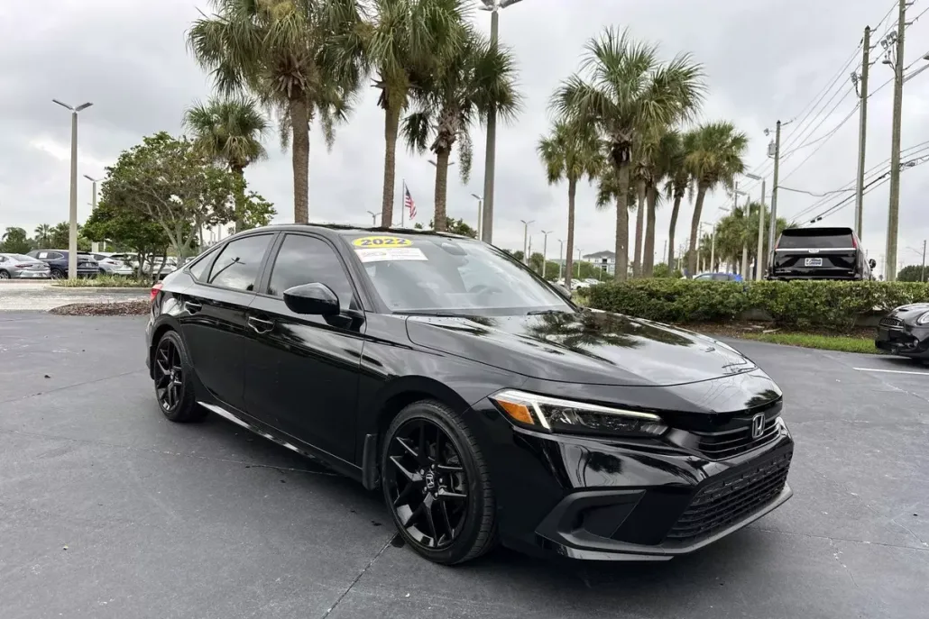 2022 Honda Civic Sport photo 1