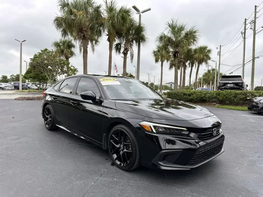 2022 Honda Civic Sport photo 1