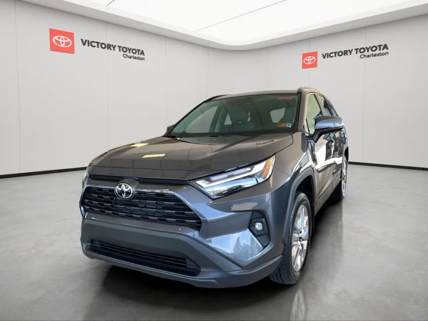2025 Toyota RAV4 XLE Premium photo 1