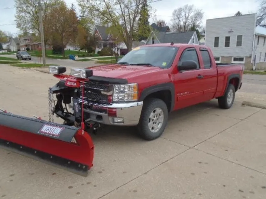 2012 Chevrolet Silverado 1500 LT photo 1