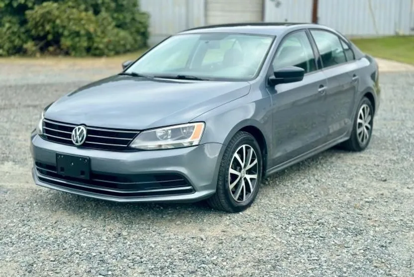 2016 Volkswagen Jetta 1.4T photo 1