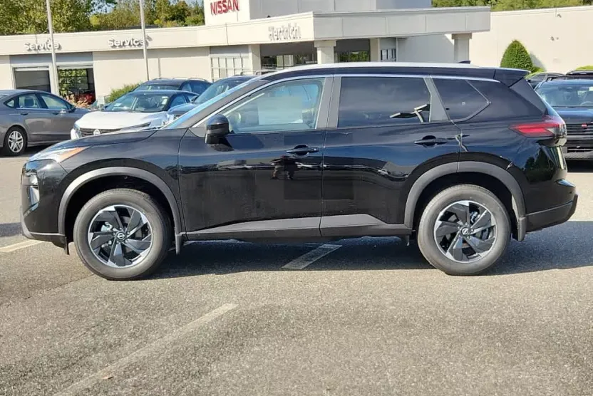 2026 Nissan Rogue SV photo 1