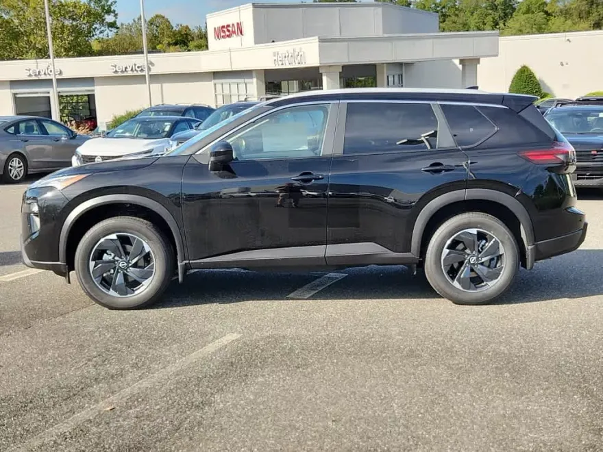 2026 Nissan Rogue SV photo 1