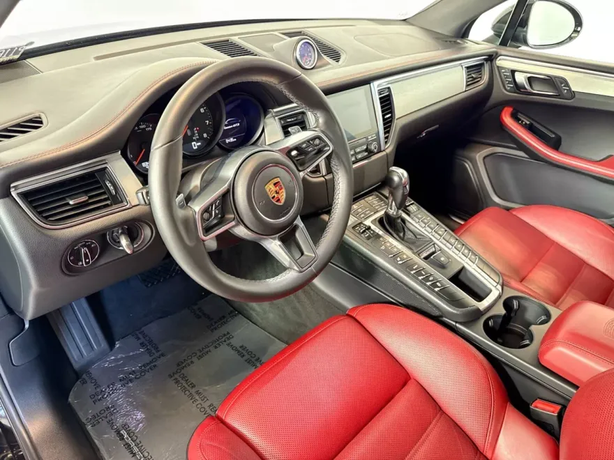 2018 Porsche Macan GTS photo 1