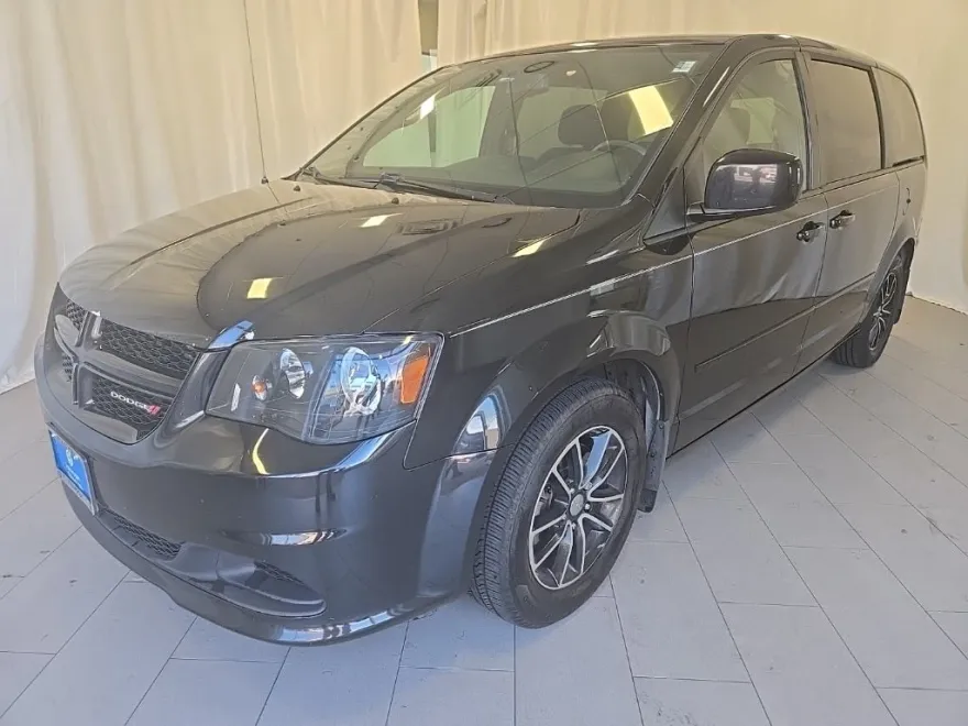 2016 Dodge Grand Caravan SE Plus photo 1