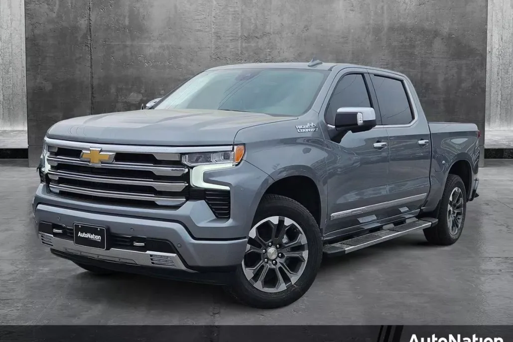 2025 Chevrolet Silverado 1500 High Country photo 1