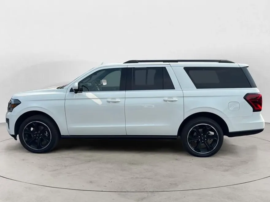 2024 Ford Expedition MAX Limited photo 1