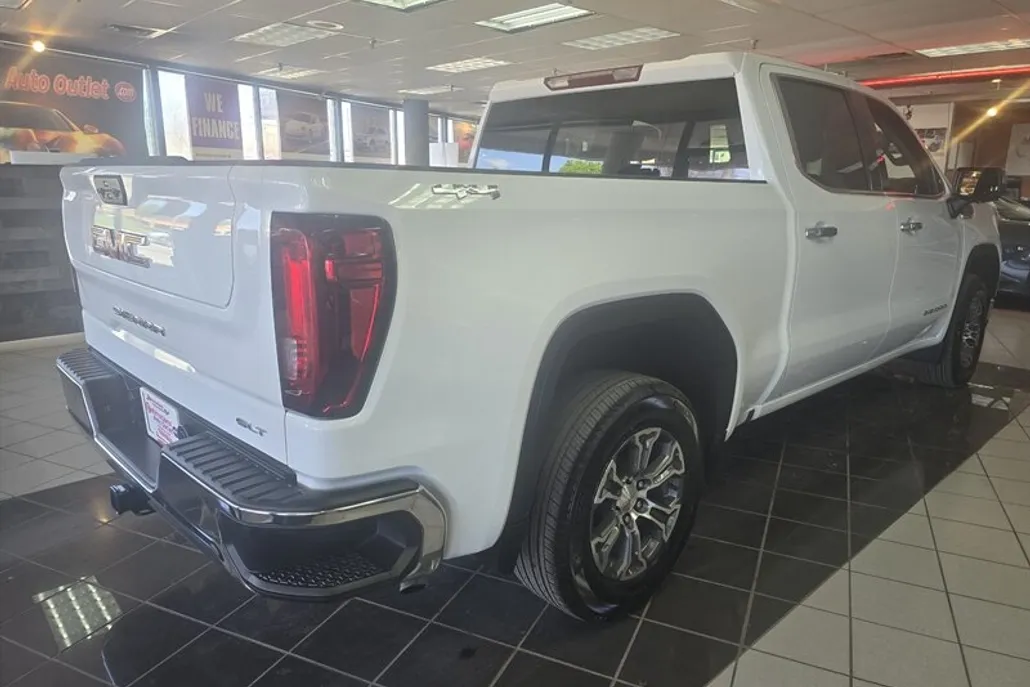 2025 Gmc Sierra 1500 SLT photo 1