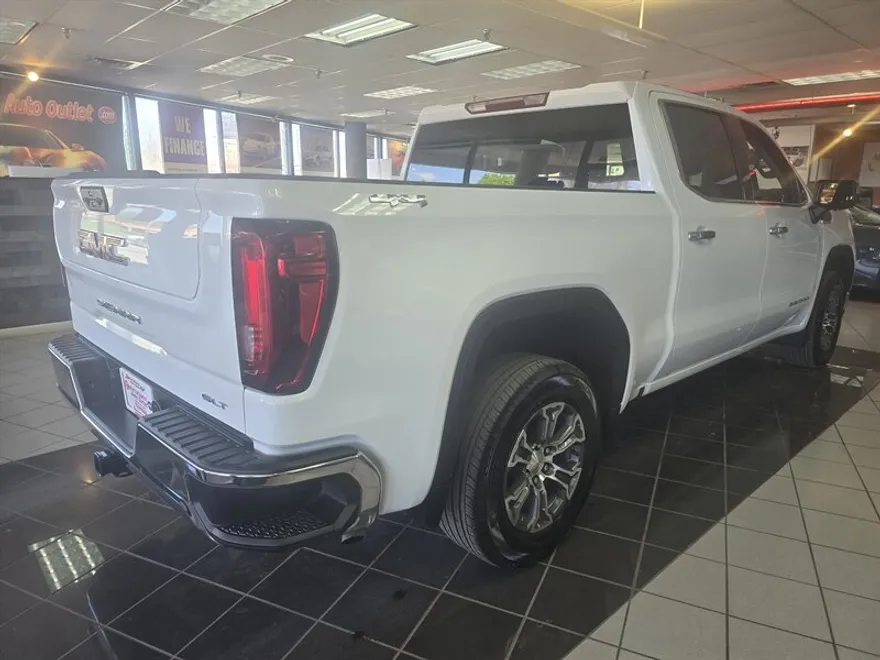 2025 Gmc Sierra 1500 SLT photo 1