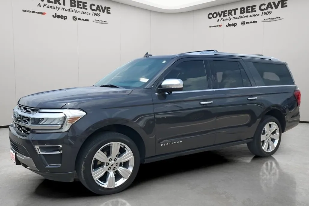 2023 Ford Expedition MAX Platinum photo 1