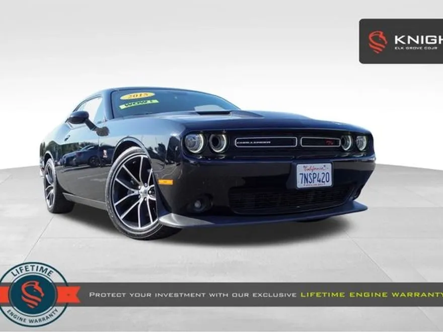 2015 Dodge Challenger R/T Scat Pack photo 1