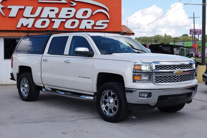 2014 Chevrolet Silverado 1500 LT photo 1