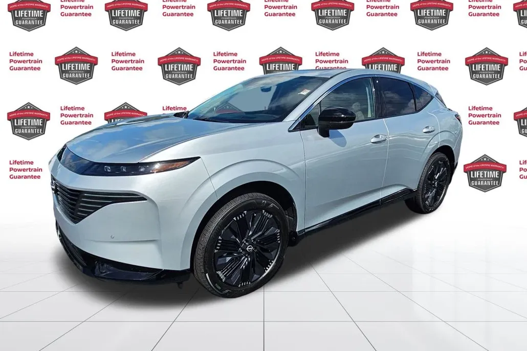 2025 Nissan Murano Platinum photo 1