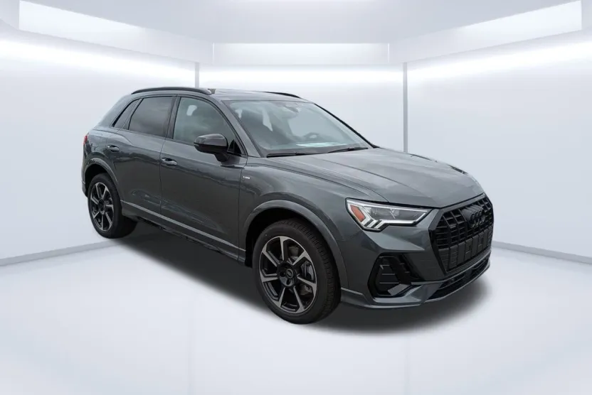2025 Audi Q3 S line Premium Plus photo 1