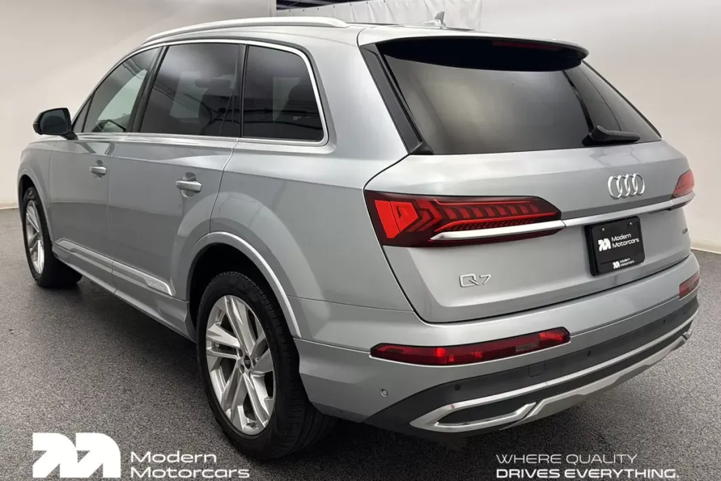 2024 Audi Q7 Premium Plus photo 1