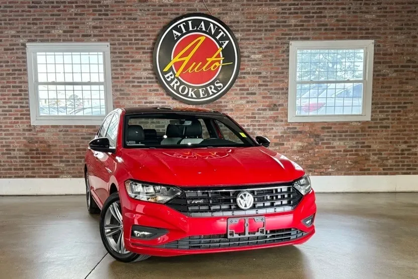 2020 Volkswagen Jetta R-Line photo 1