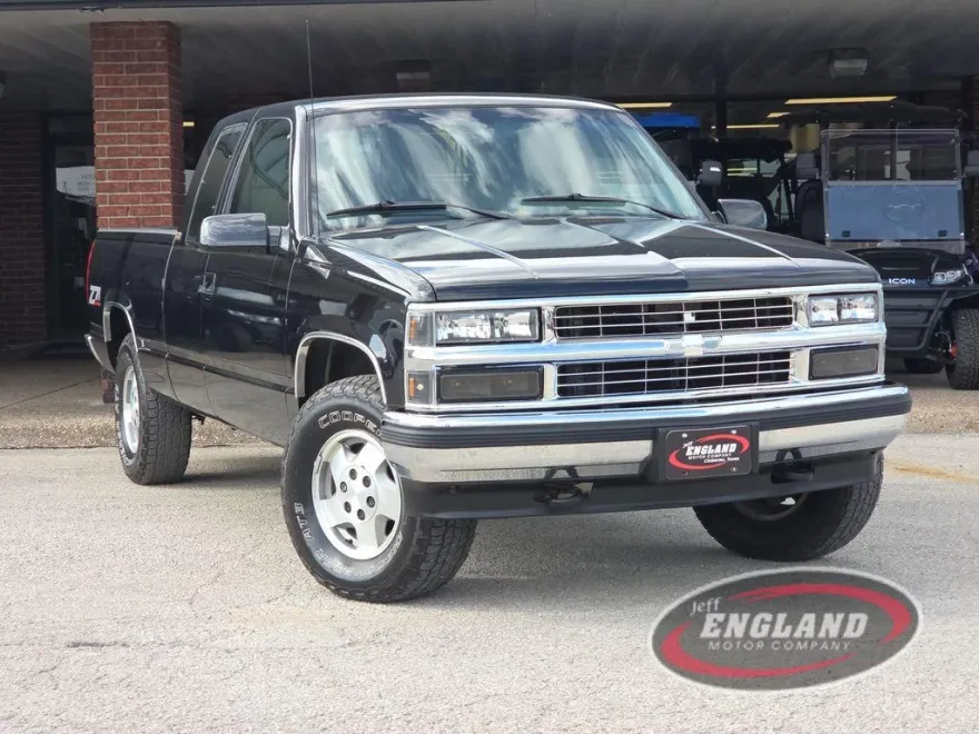 1994 Chevrolet Silverado photo 1