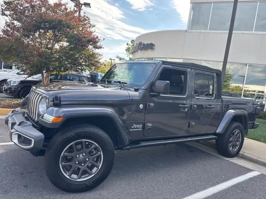 2020 Jeep Gladiator Overland photo 1
