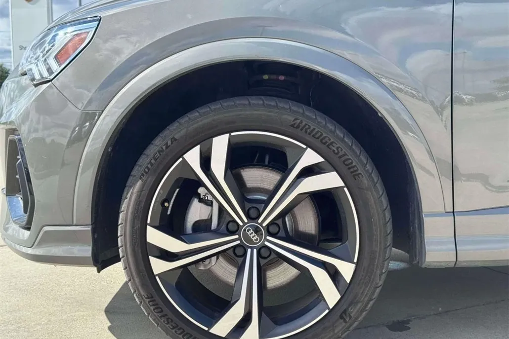 2023 Audi Q3 Premium Plus S line photo 1
