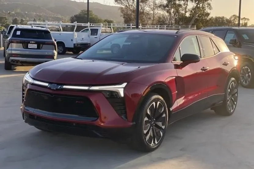 2026 Chevrolet Blazer EV RS photo 1