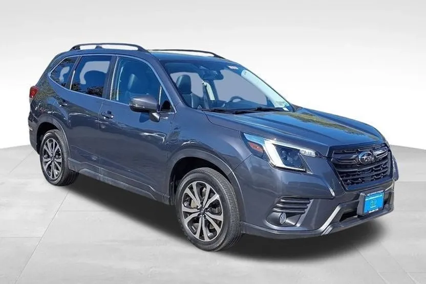 2022 Subaru Forester Limited photo 1