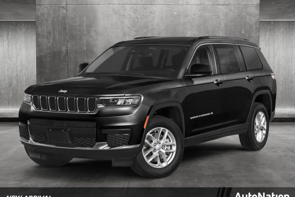 2024 Jeep Grand Cherokee Laredo photo 1