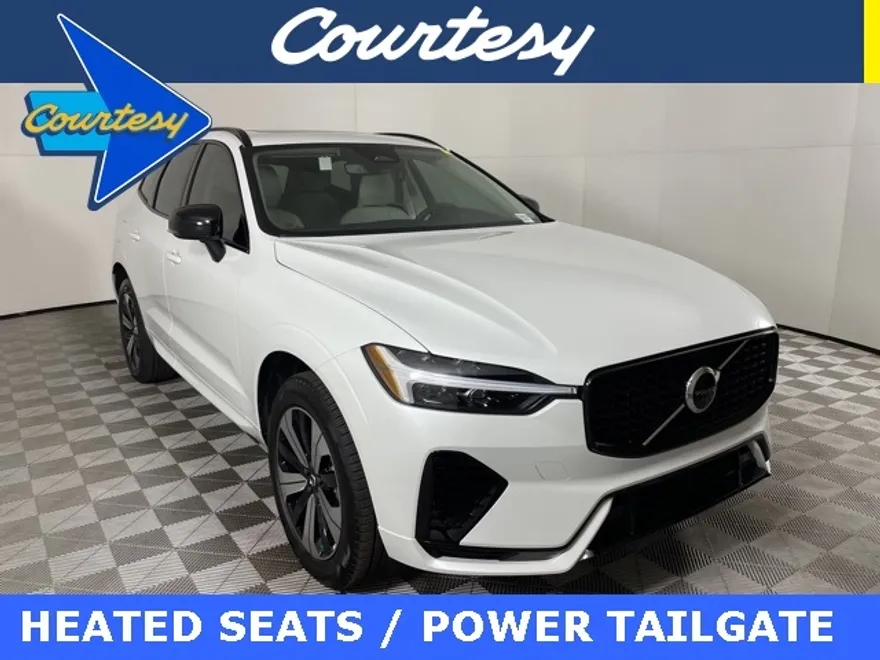 2024 Volvo XC60 Recharge T8 Core photo 1