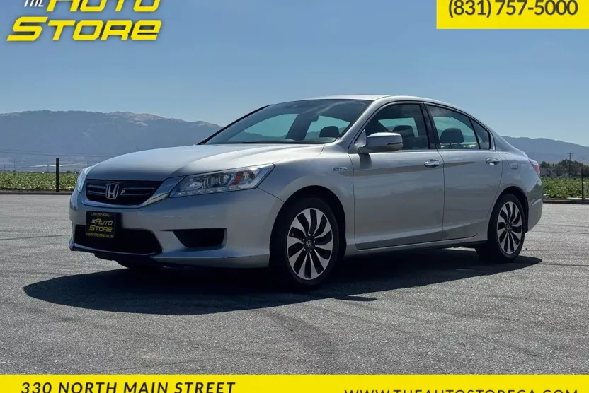 2014 Honda Accord Hybrid Touring photo 1