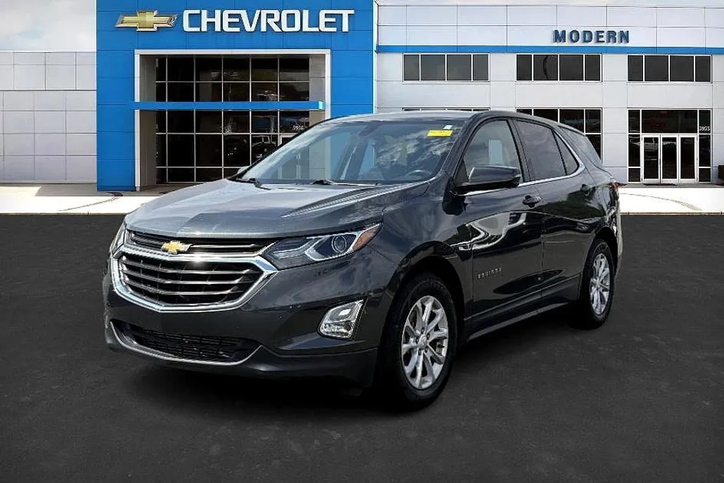 2019 Chevrolet Equinox LT photo 1