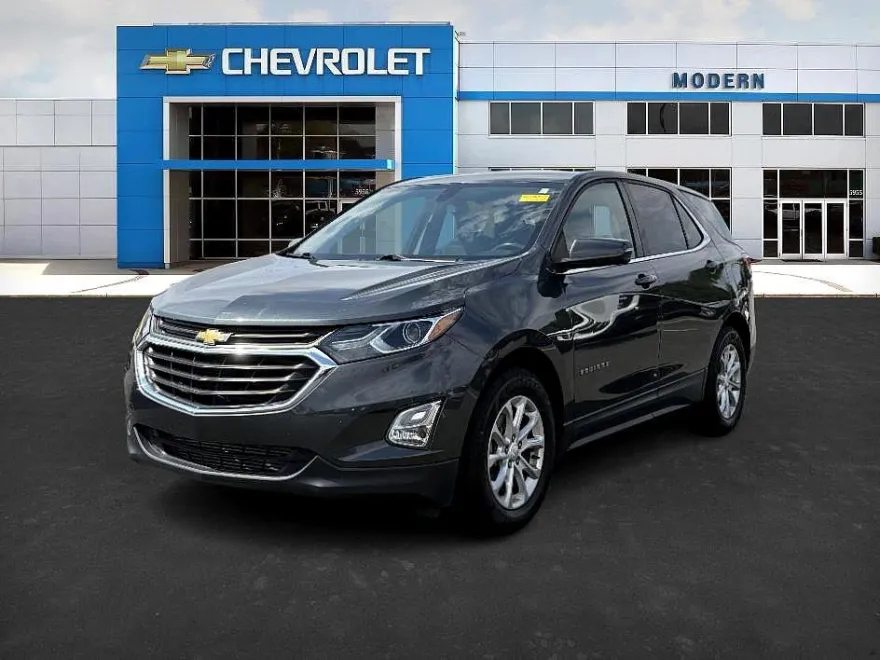 2019 Chevrolet Equinox LT photo 1