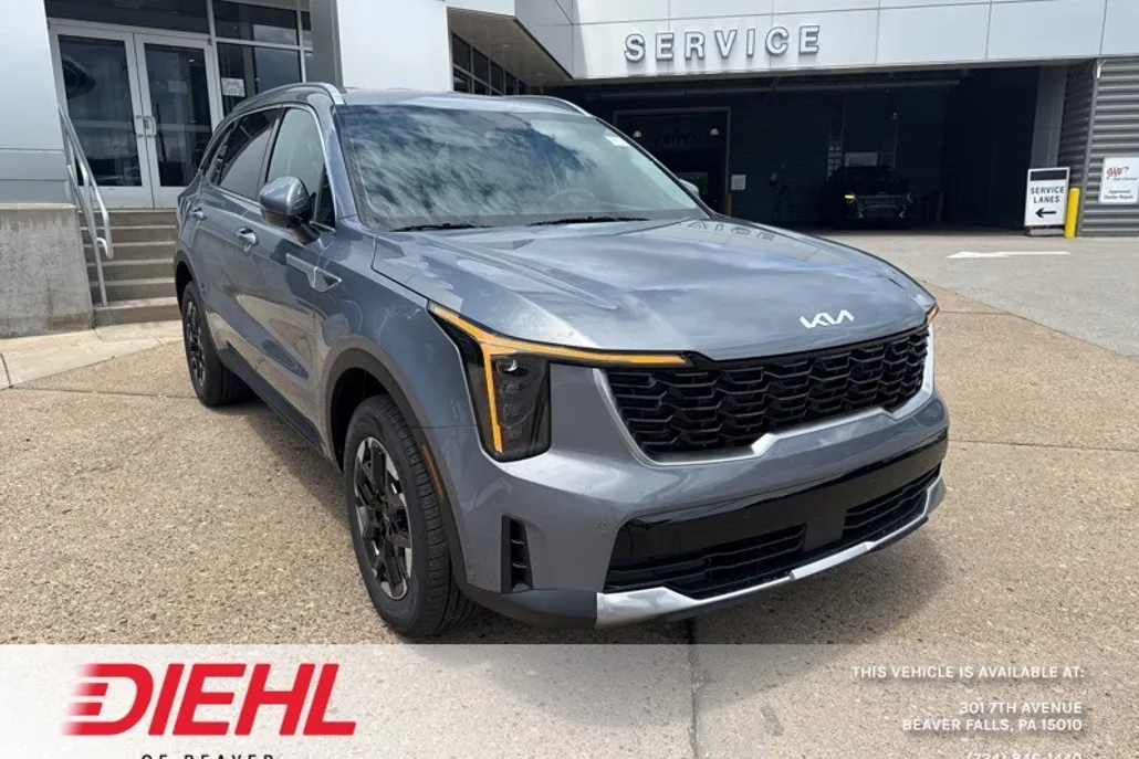 2025 Kia Sorento S photo 1