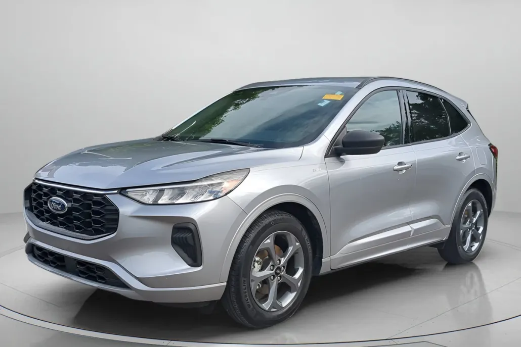 2023 Ford Escape ST-Line photo 1