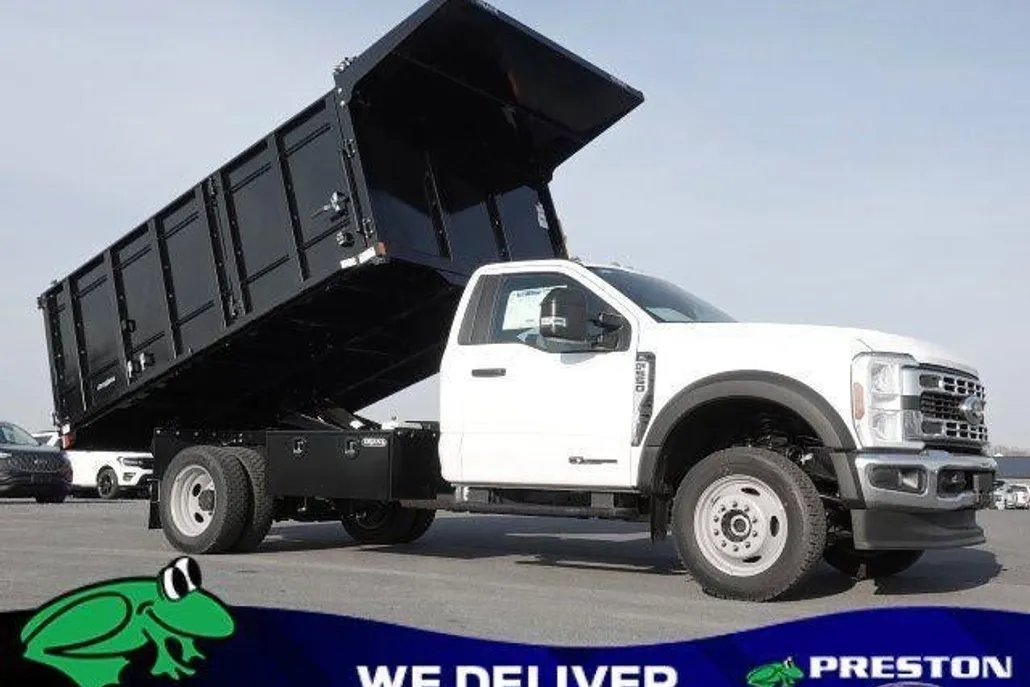 2024 Ford F-550 XL photo 1