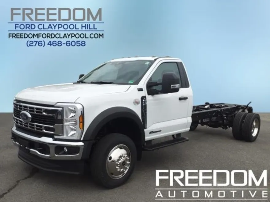 2025 Ford F-550 XL photo 1