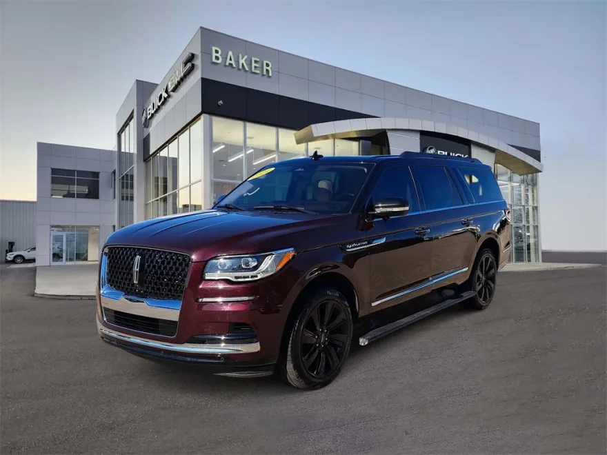 2024 Lincoln Navigator Black Label photo 1