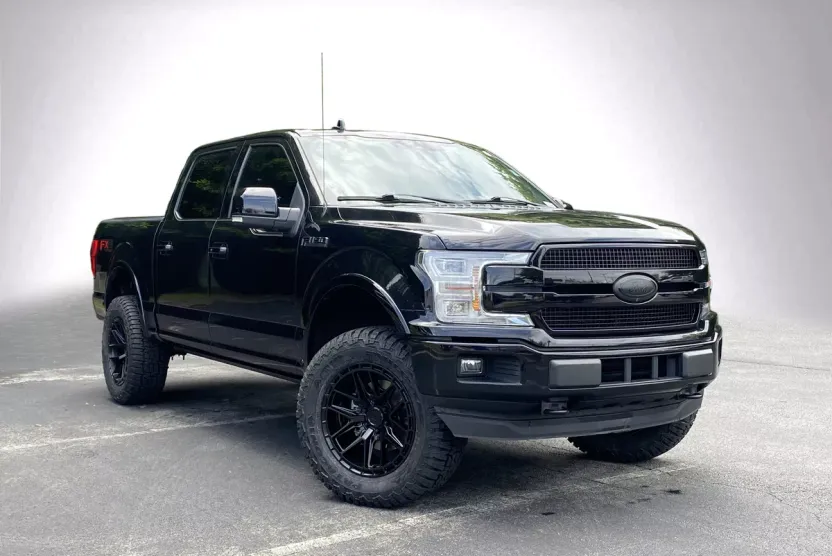 2020 Ford F-150 Platinum photo 1